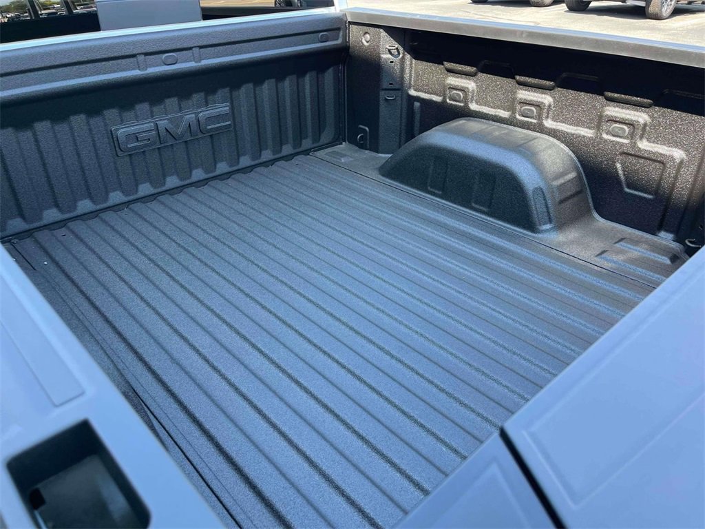 2026 Gmc Sierra 1500 SLT photo 11