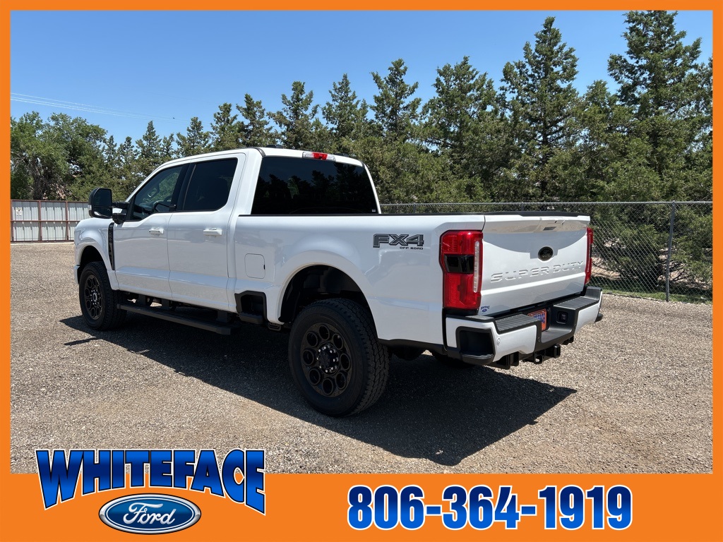 2025 Ford F-250 Lariat photo 3