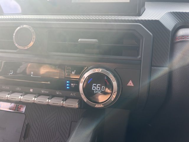 2025 Toyota Tacoma TRD Pro 4x4 photo 22