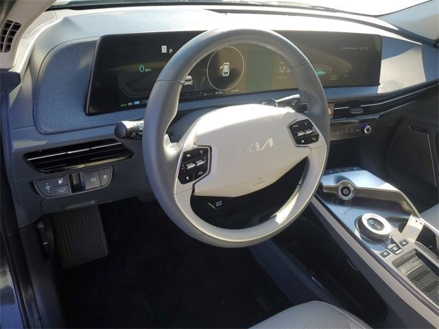 2022 Kia EV6 Wind photo 14
