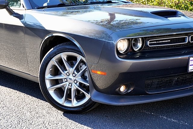 2022 Dodge Challenger GT photo 3