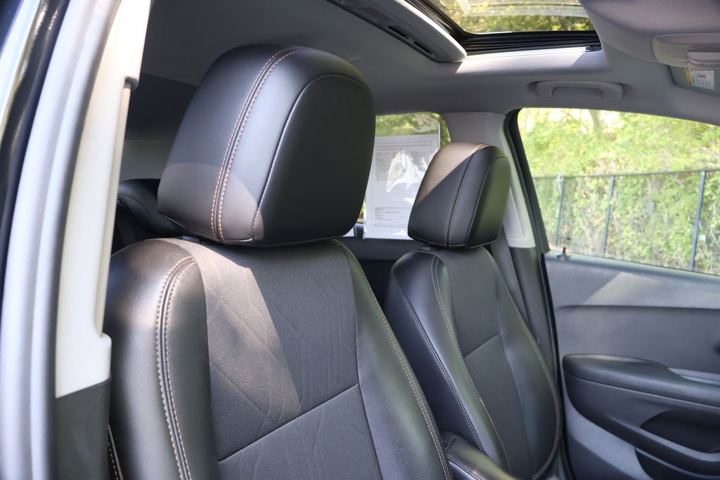2020 Chevrolet Trax LT photo 33
