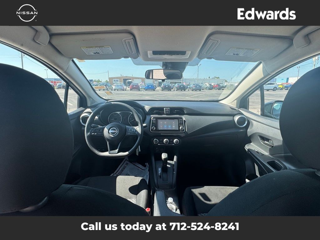 2024 Nissan Versa 1.6 S photo 8