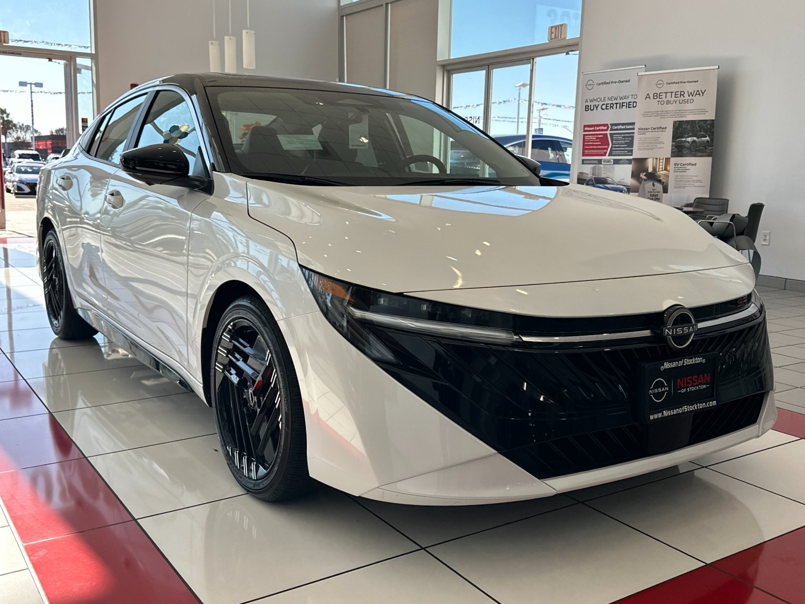 2026 Nissan Sentra SR's photo