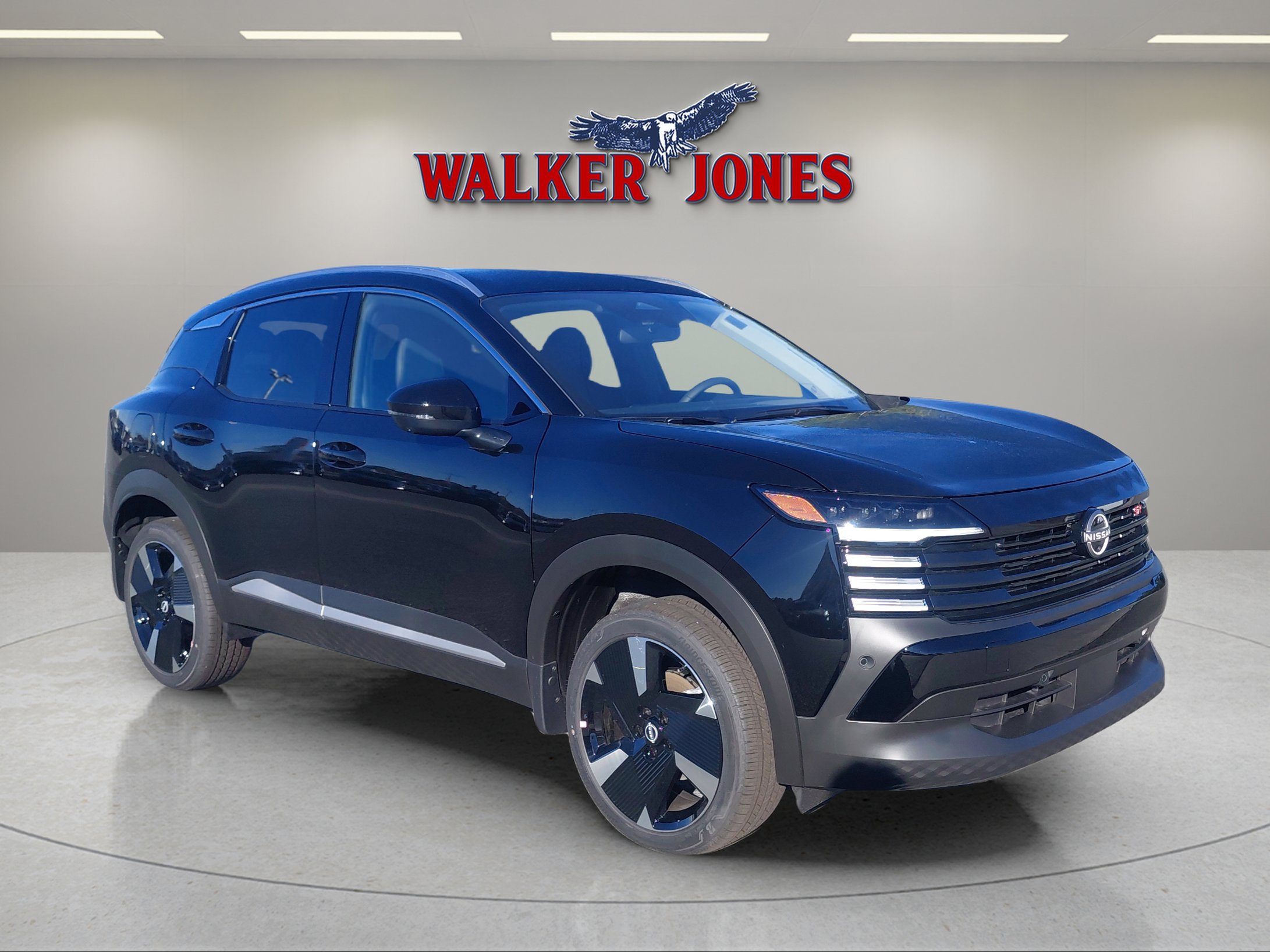 2026 Nissan KICKS SR's photo