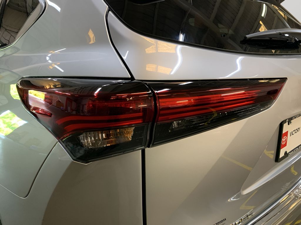 2025 Toyota Highlander XLE XSE Platinum Limited photo 27
