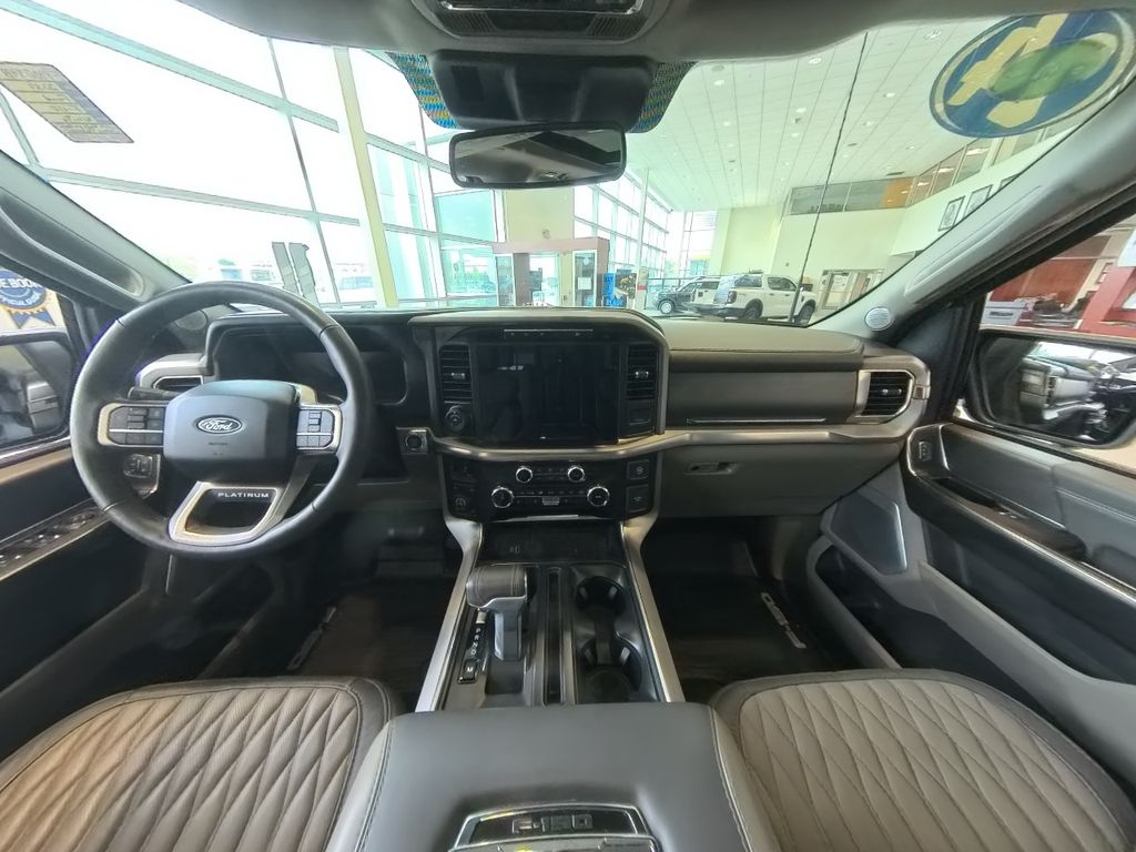 2024 Ford F-150 Platinum photo 24