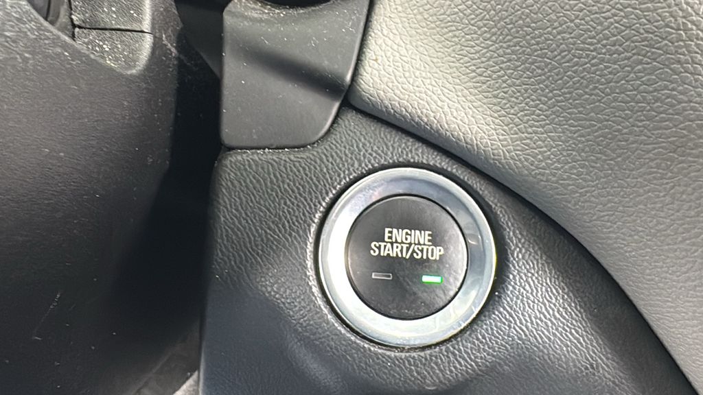 2018 Chevrolet Equinox LS photo 22