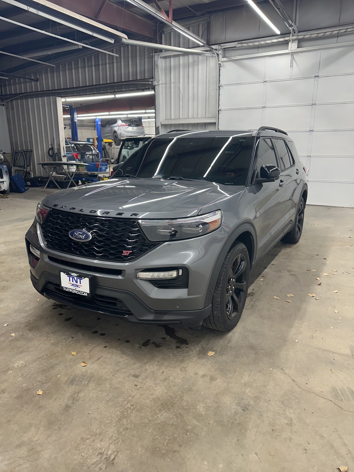 2021 Ford Explorer ST photo 4