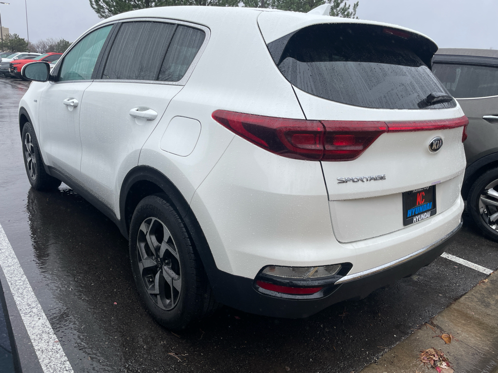 2021 Kia Sportage LX photo 2