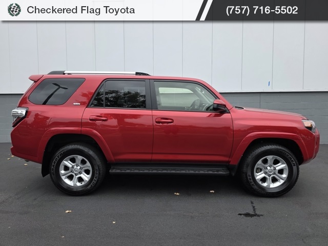 2024 Toyota 4Runner SR5 photo 9