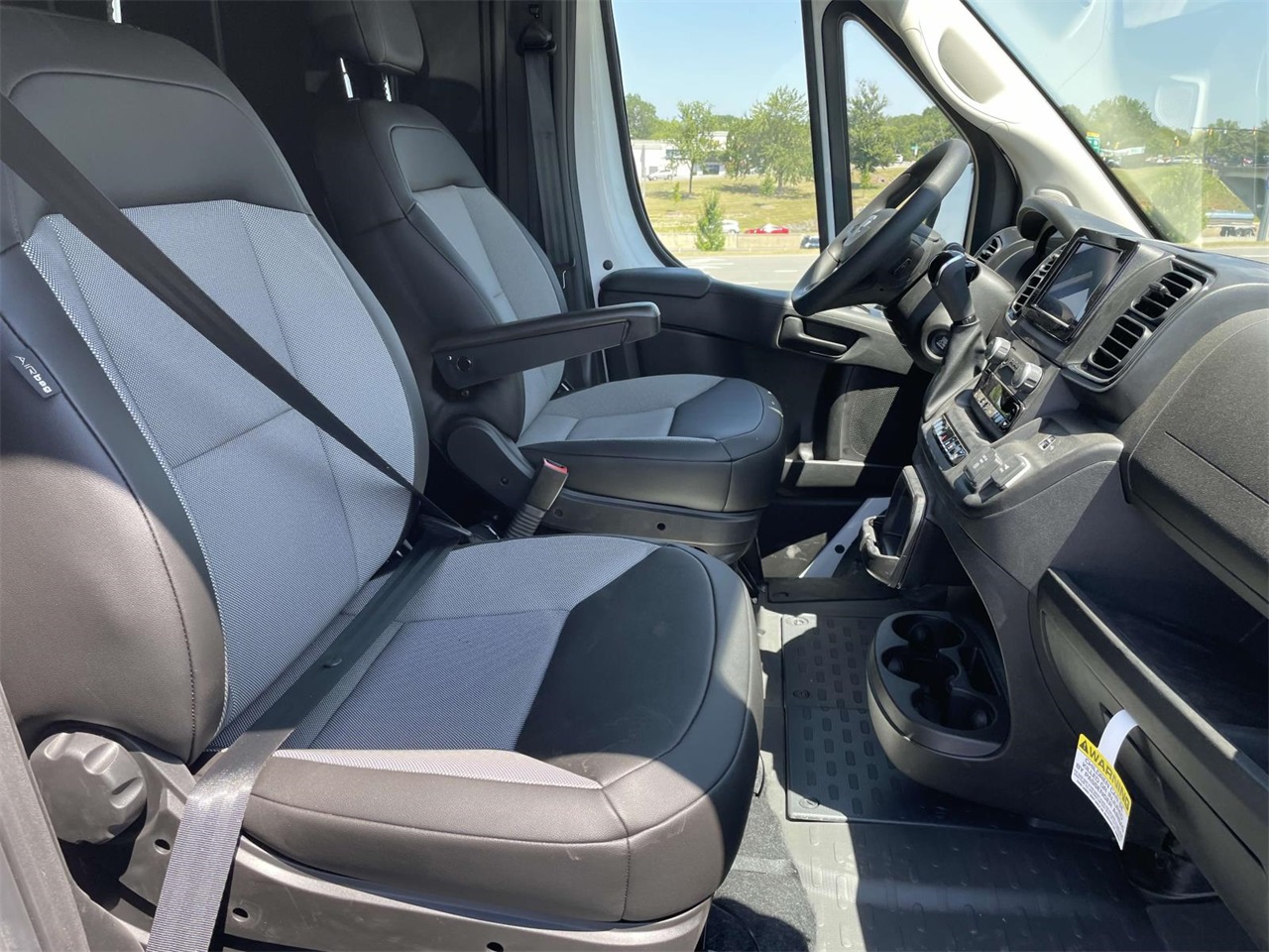 2025 Ram ProMaster 2500 photo 22