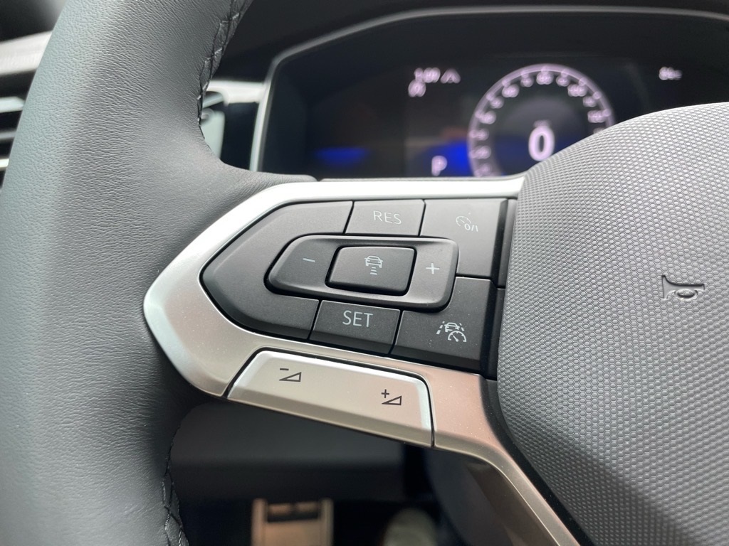 2026 Volkswagen Jetta Sport photo 4