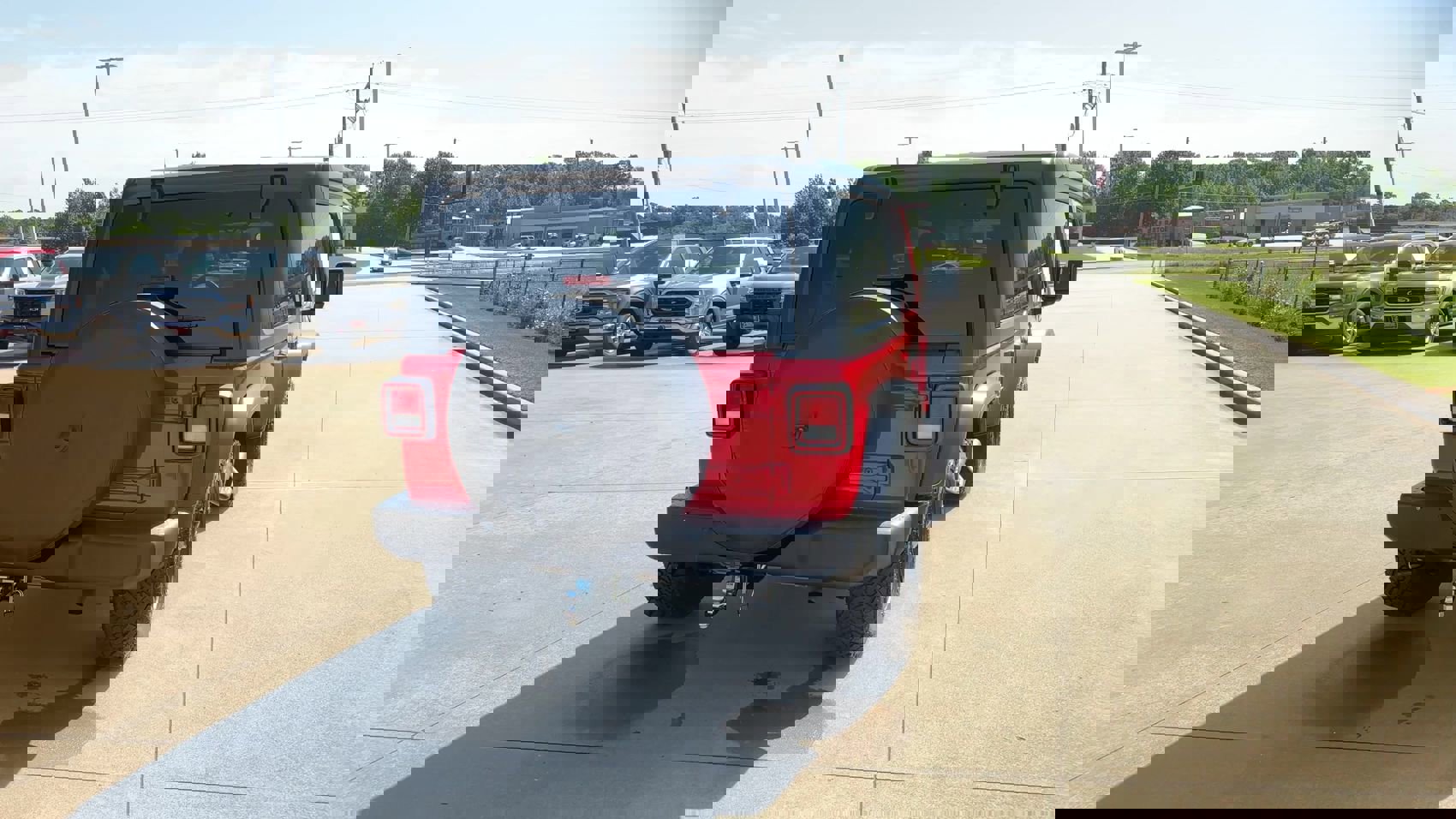 2020 Jeep Wrangler Sport S photo 7