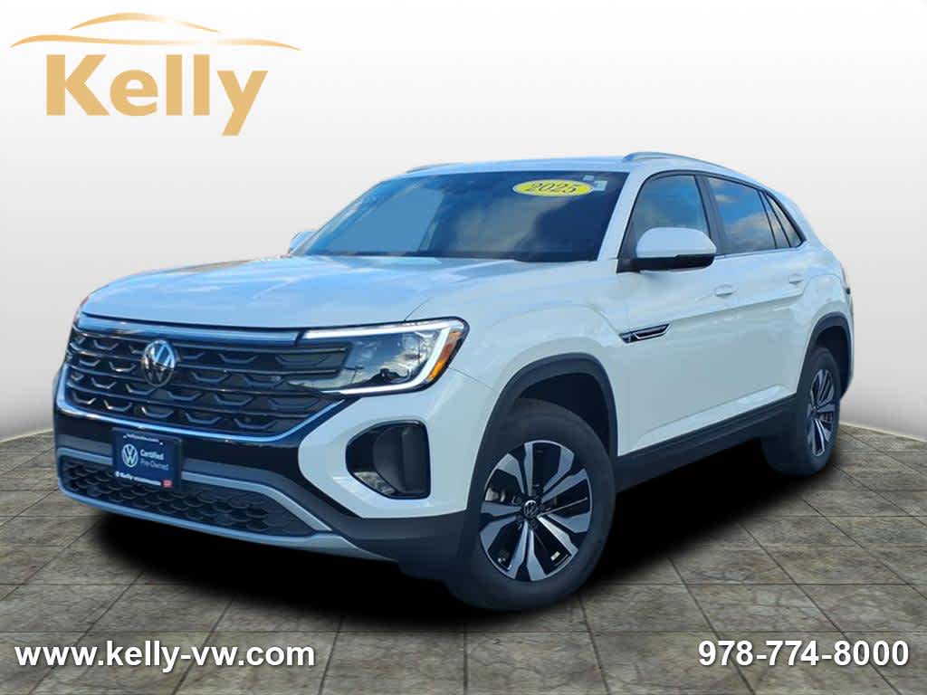 2025 Volkswagen Atlas Cross Sport SE's photo