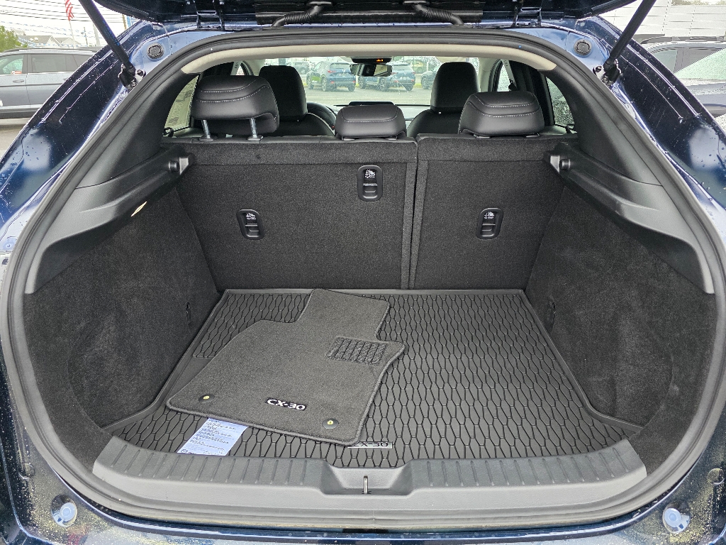 2025 Mazda CX-30 2.5 S Preferred photo 3