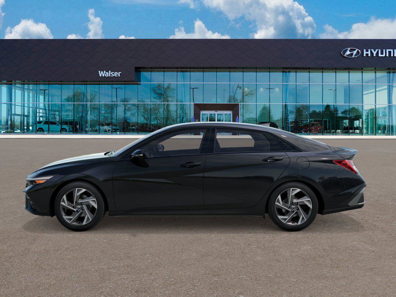 2025 Hyundai Elantra SEL Sport photo 2