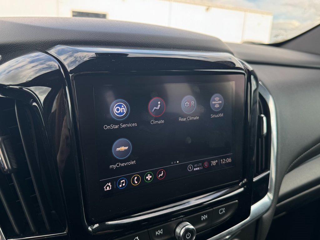 2023 Chevrolet Traverse Cloth photo 17
