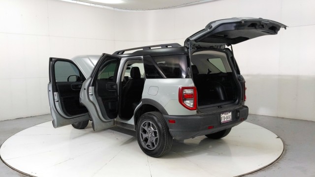 Used 2022 Cactus Grey Ford Badlands image 10