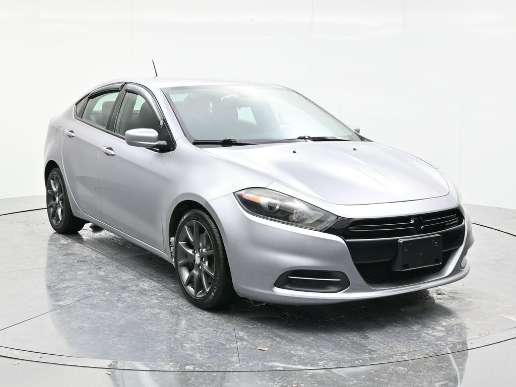 2016 Dodge Dart SE's photo