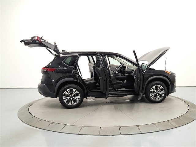 2023 Nissan Rogue SV photo 14