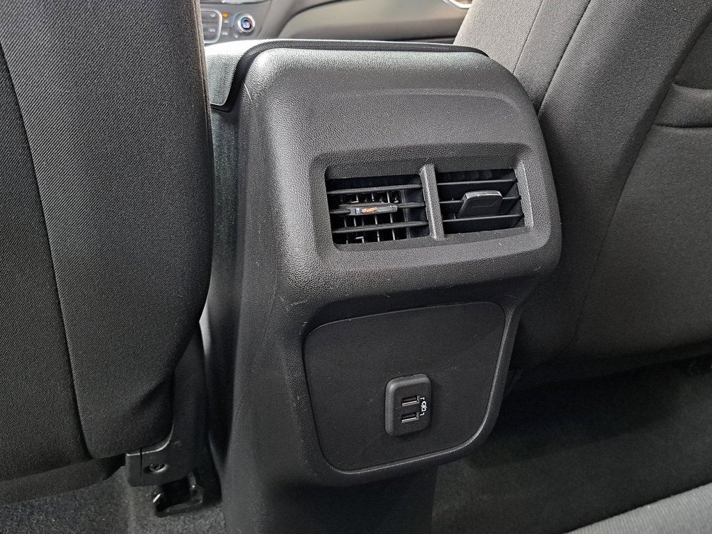 2022 Chevrolet Equinox LT photo 28