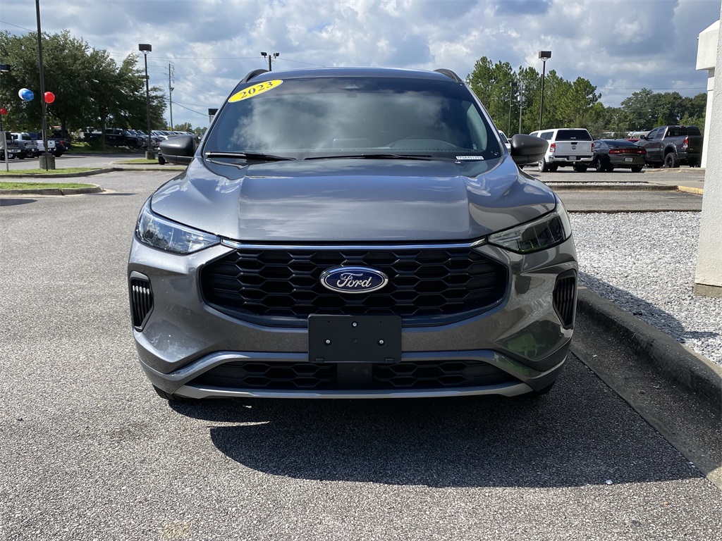 2023 Ford Escape ST-Line photo 3