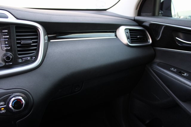 2019 Kia Sorento LX photo 29