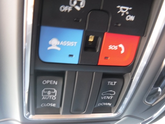 2025 Jeep Grand Cherokee Laredo X photo 24