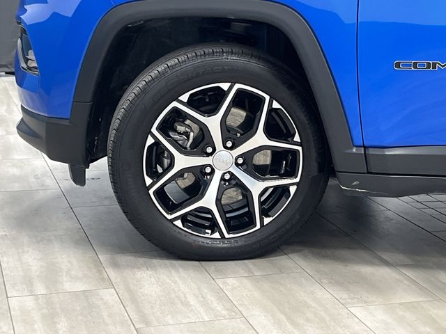 2024 Jeep Compass Limited photo 30