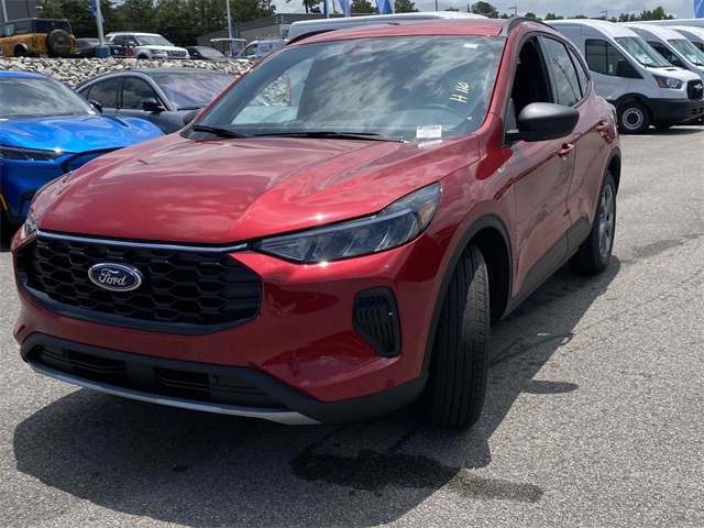 2025 Ford Escape Hybrid ST-Line photo 6