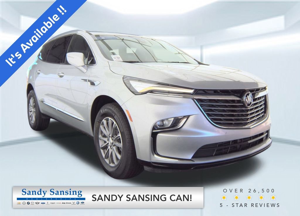 2022 Buick Enclave Essence's photo