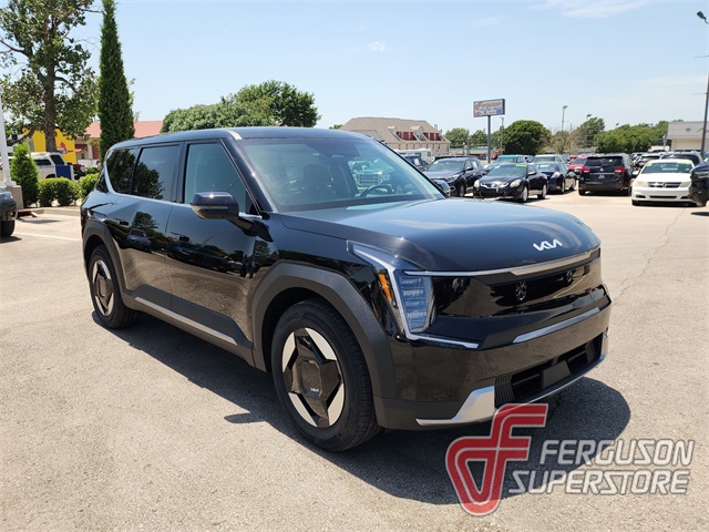 2026 Kia EV9 Light L/R's photo