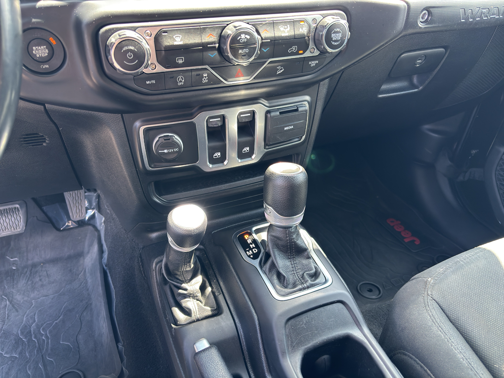 2020 Jeep Wrangler Sport S photo 23