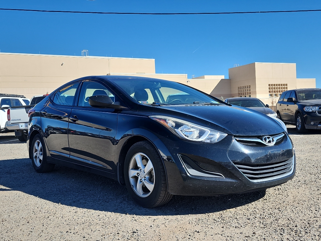 2015 Hyundai Elantra SE photo 2