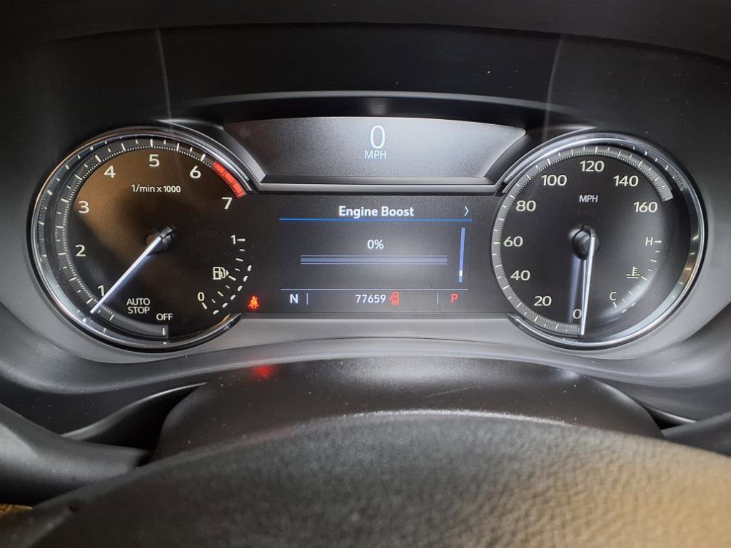 2020 Toyota RAV4 LE photo 11