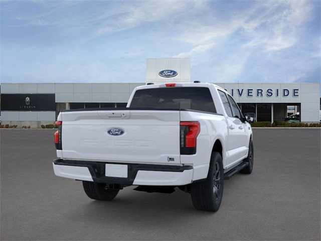 2025 Ford F-150 Lightning photo 8