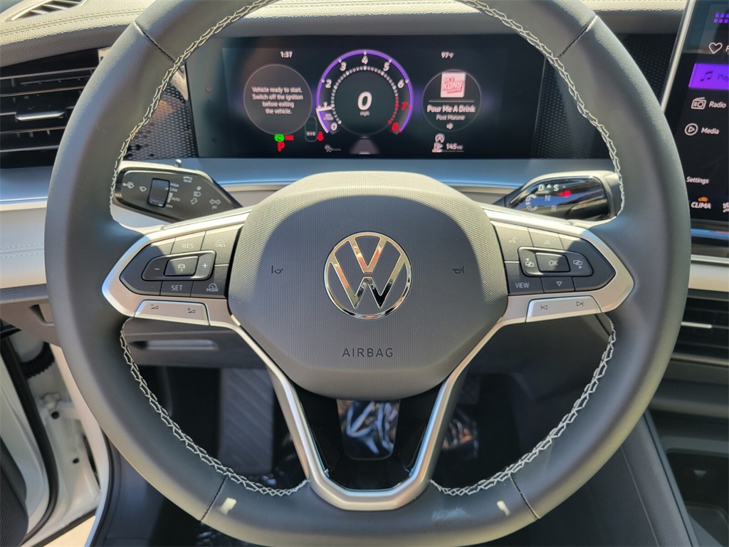 2025 Volkswagen Tiguan SE photo 10