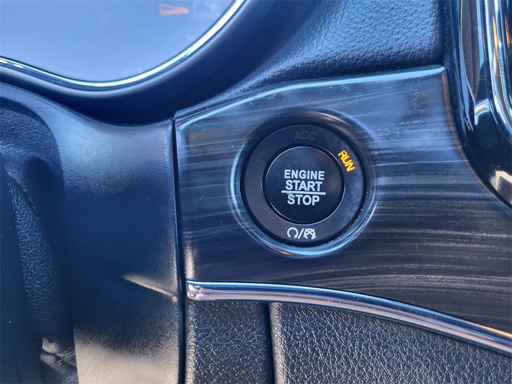 2019 Jeep Grand Cherokee Limited photo 23