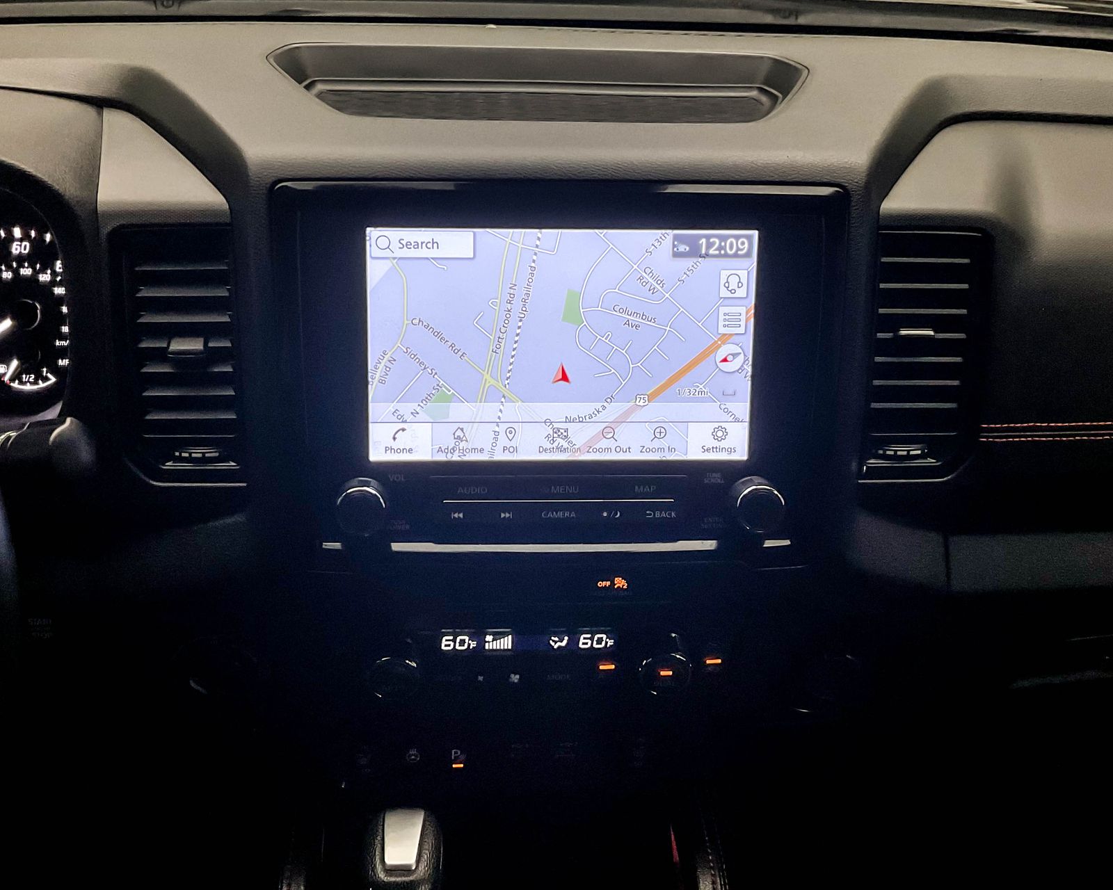 2023 Nissan Frontier PRO-4X photo 13