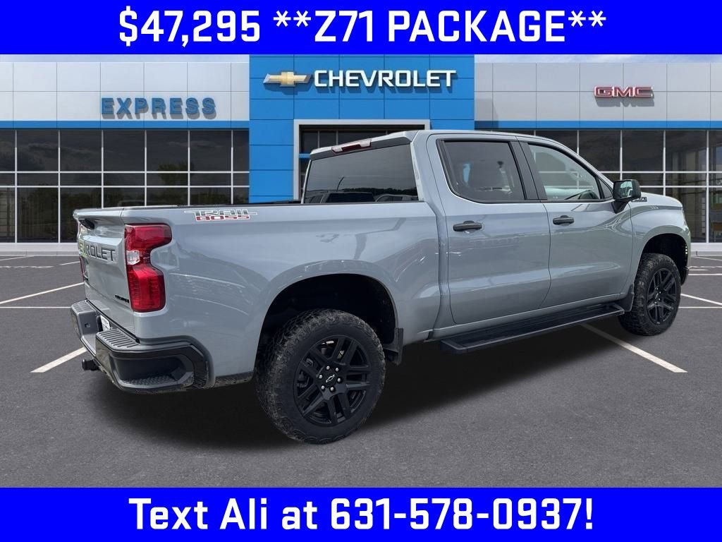 2024 Chevrolet Silverado 1500 Custom Trail Boss photo 3