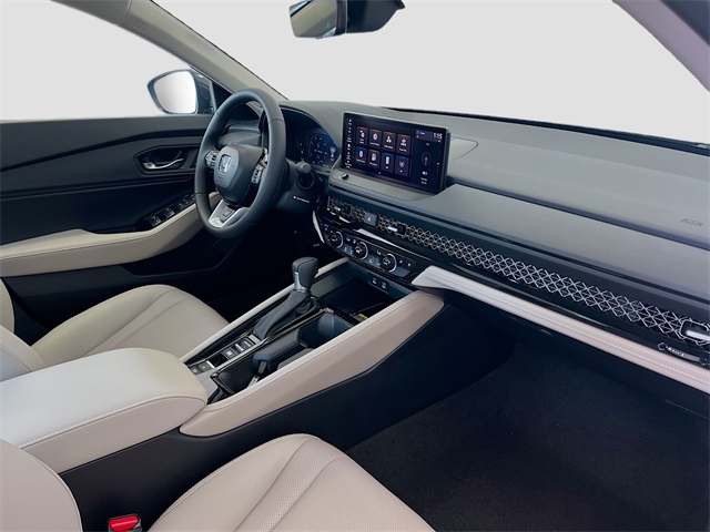2025 Honda Accord Hybrid Touring photo 29