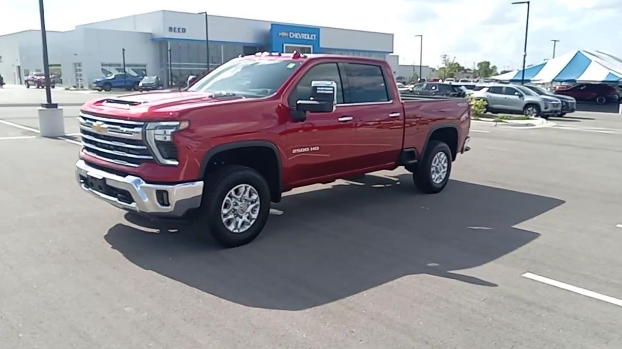 2025 Chevrolet Silverado 2500HD LTZ photo 4