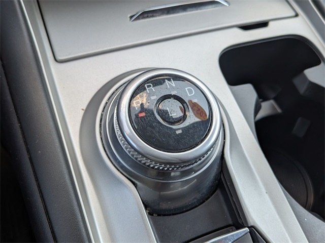 2022 Ford Explorer XLT photo 14