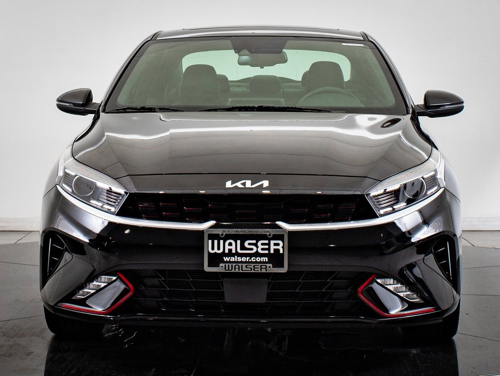 2022 Kia Forte GT-Line photo 2