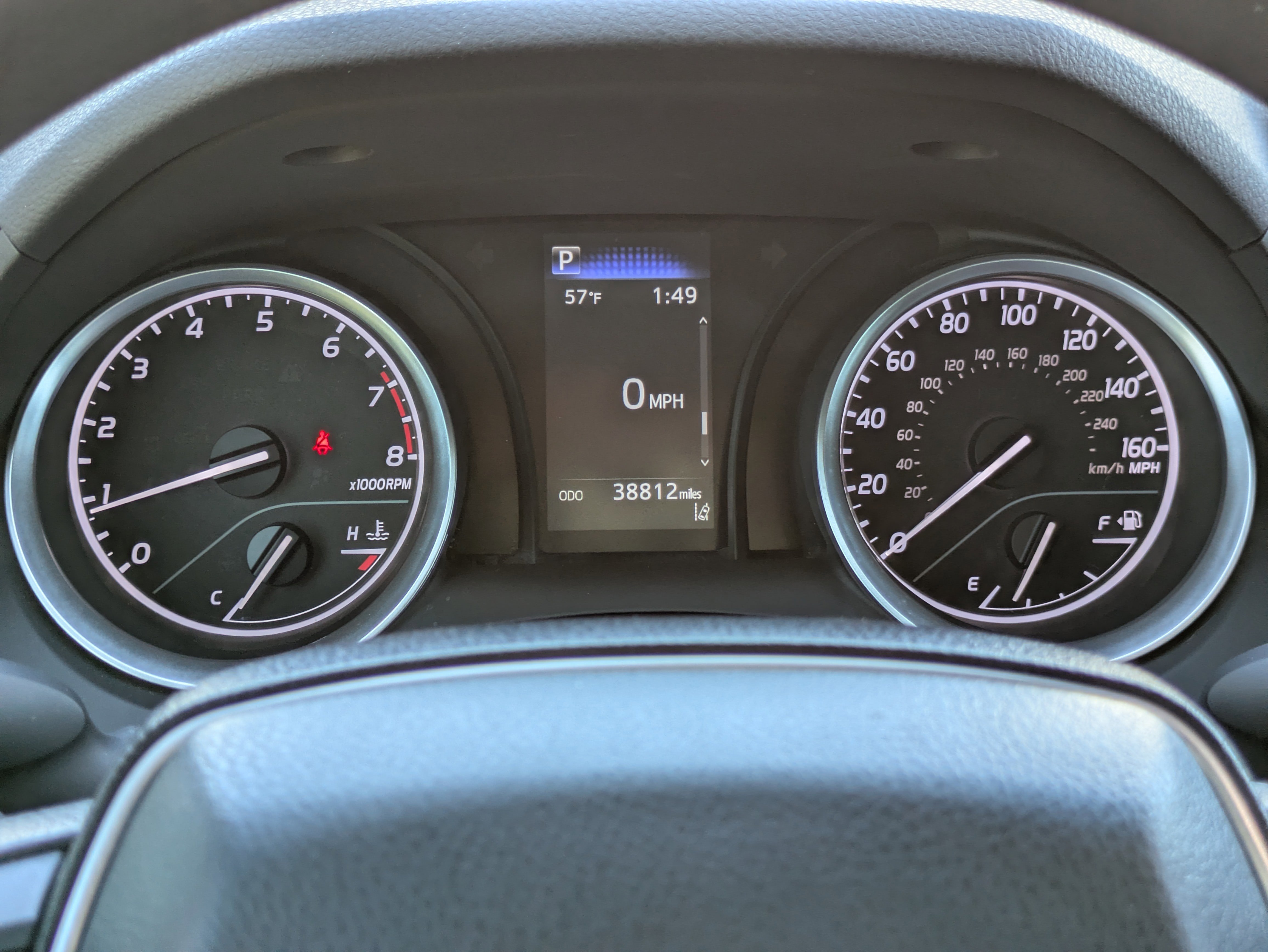 2023 Toyota Camry LE photo 4