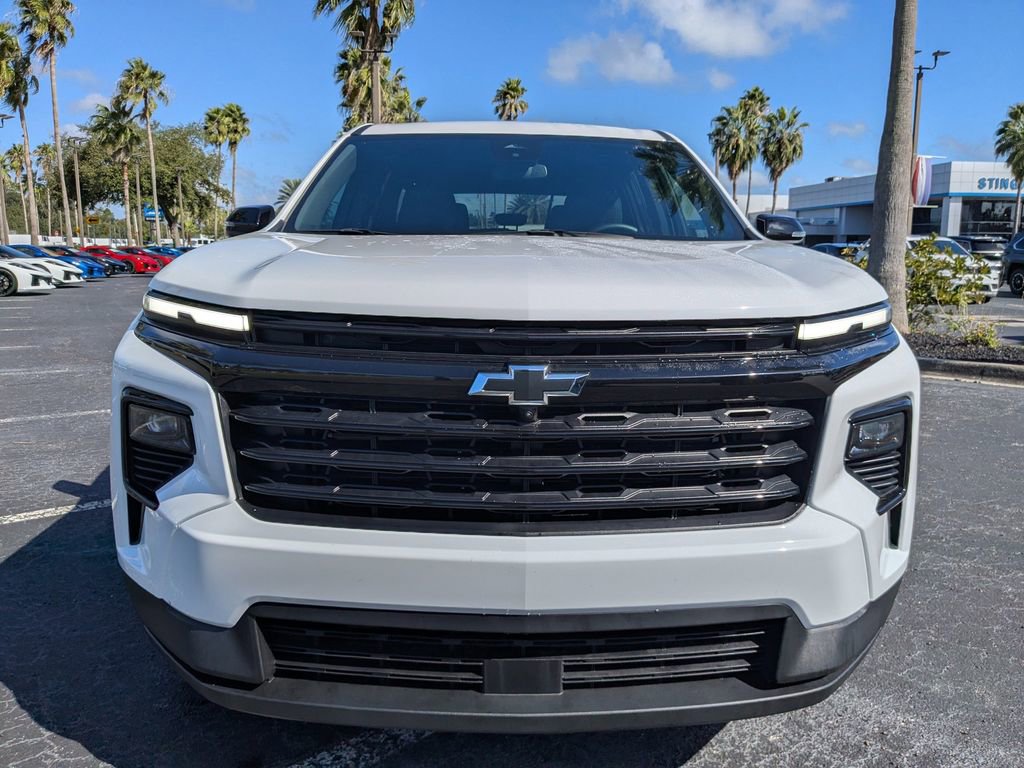 2024 Chevrolet Traverse photo 3