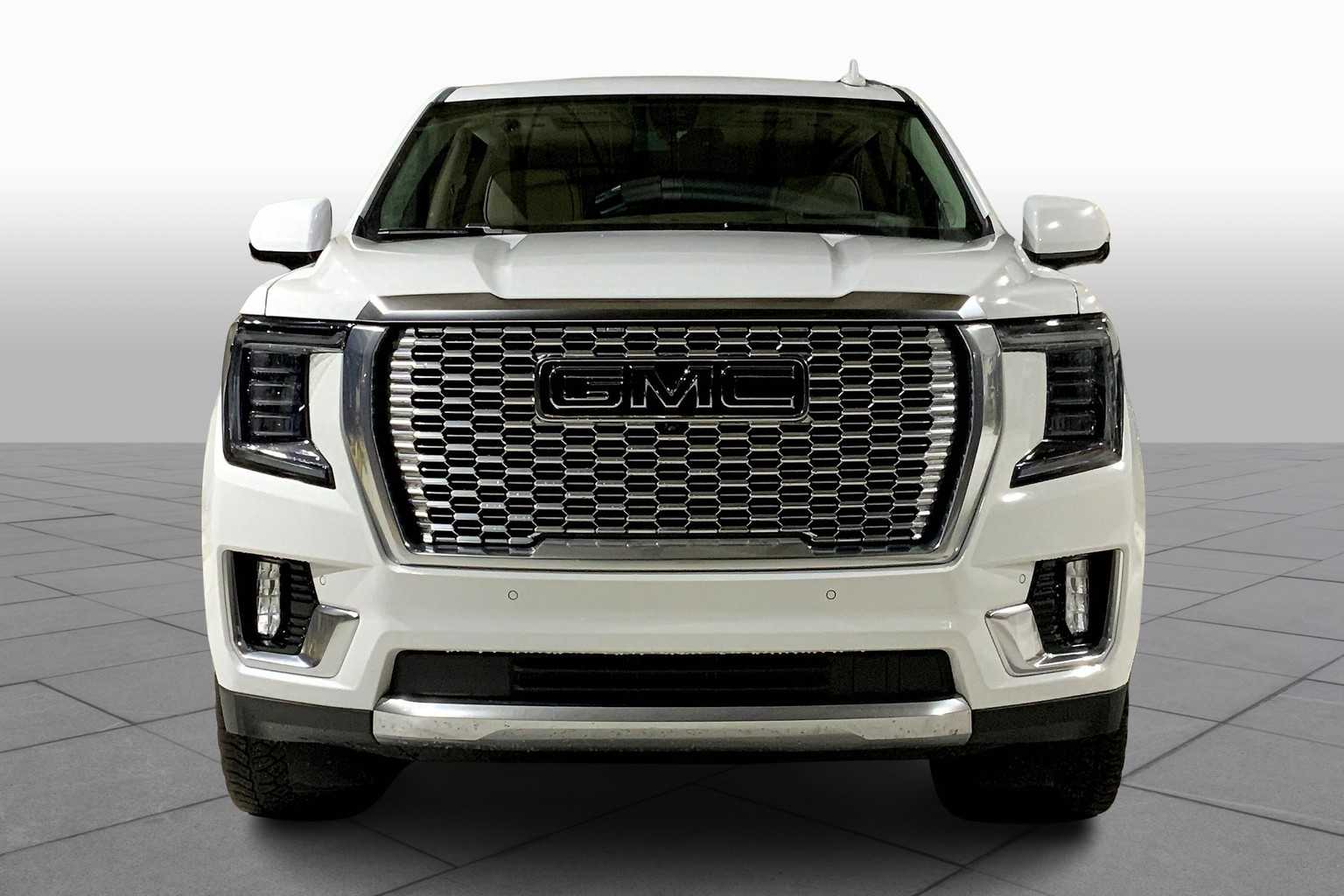 2022 Gmc Yukon Denali photo 3