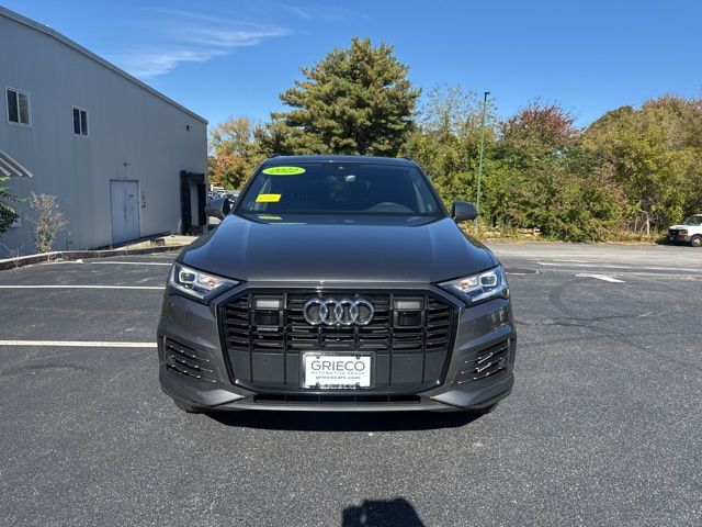 2022 Audi Q7 55 Premium Plus photo 2