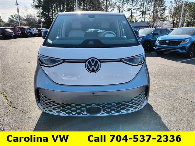 2025 Volkswagen ID. Buzz photo 2